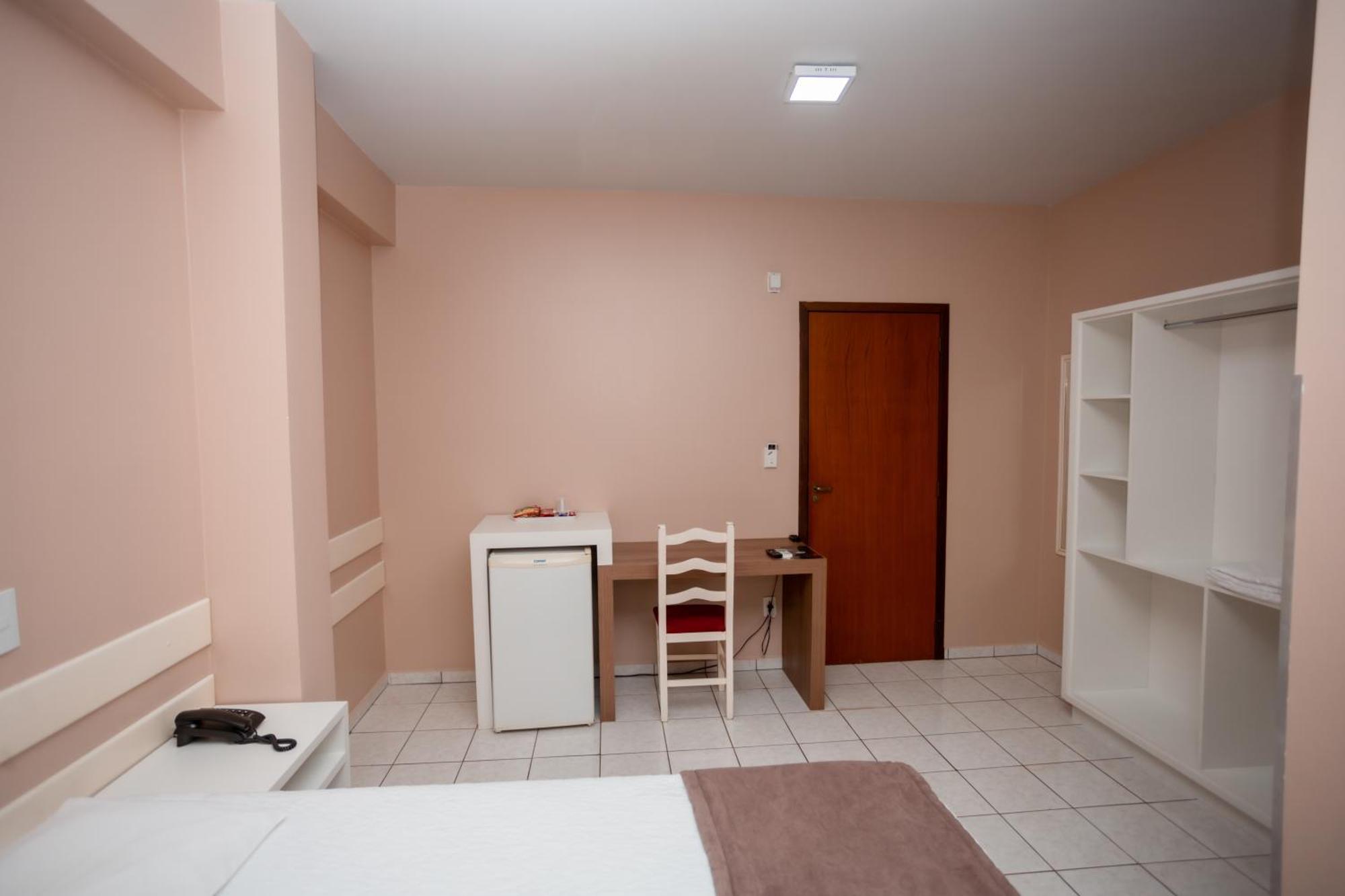 Nayru Hotel Toledo  Ngoại thất bức ảnh