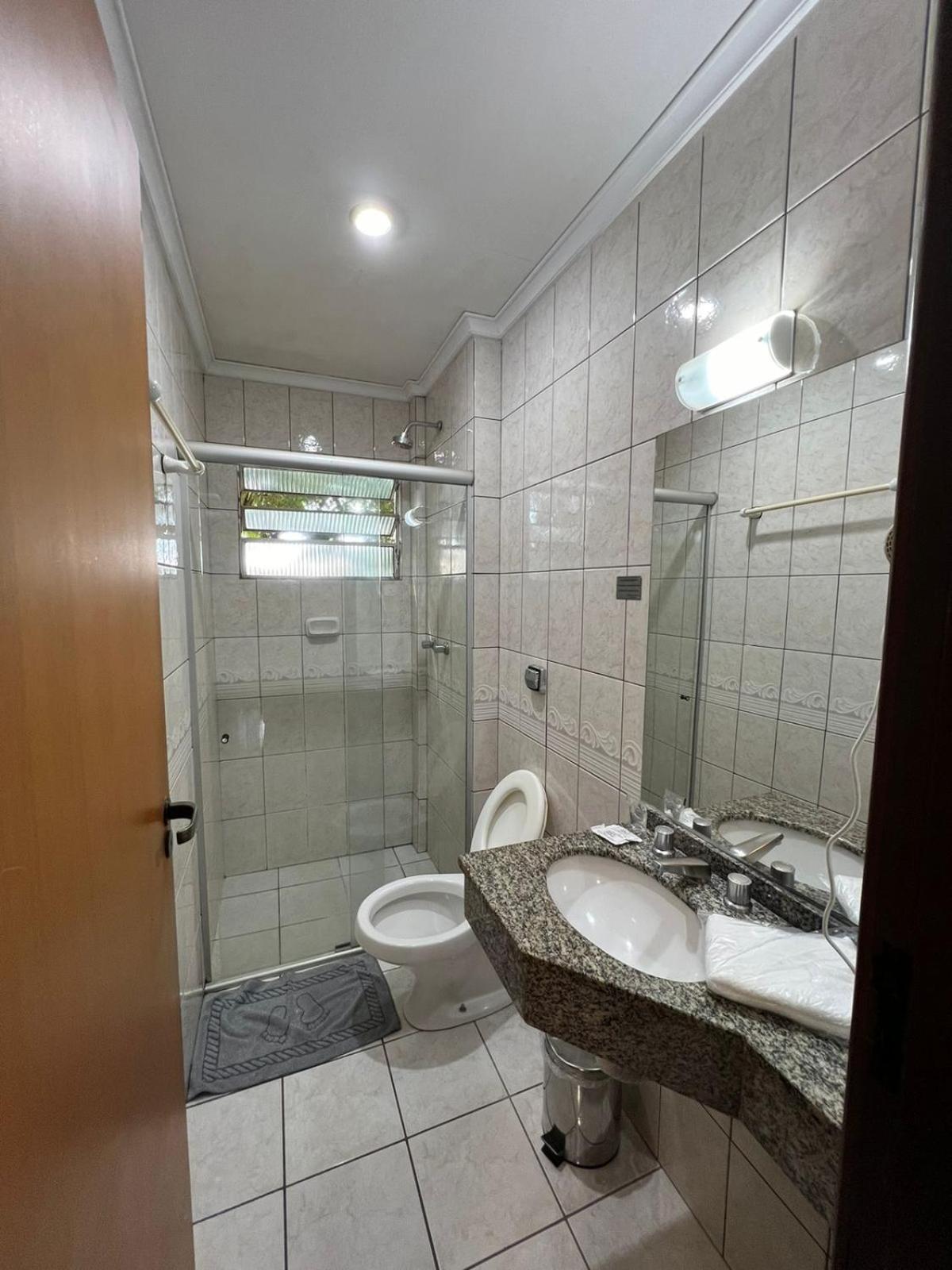 Nayru Hotel Toledo  Ngoại thất bức ảnh