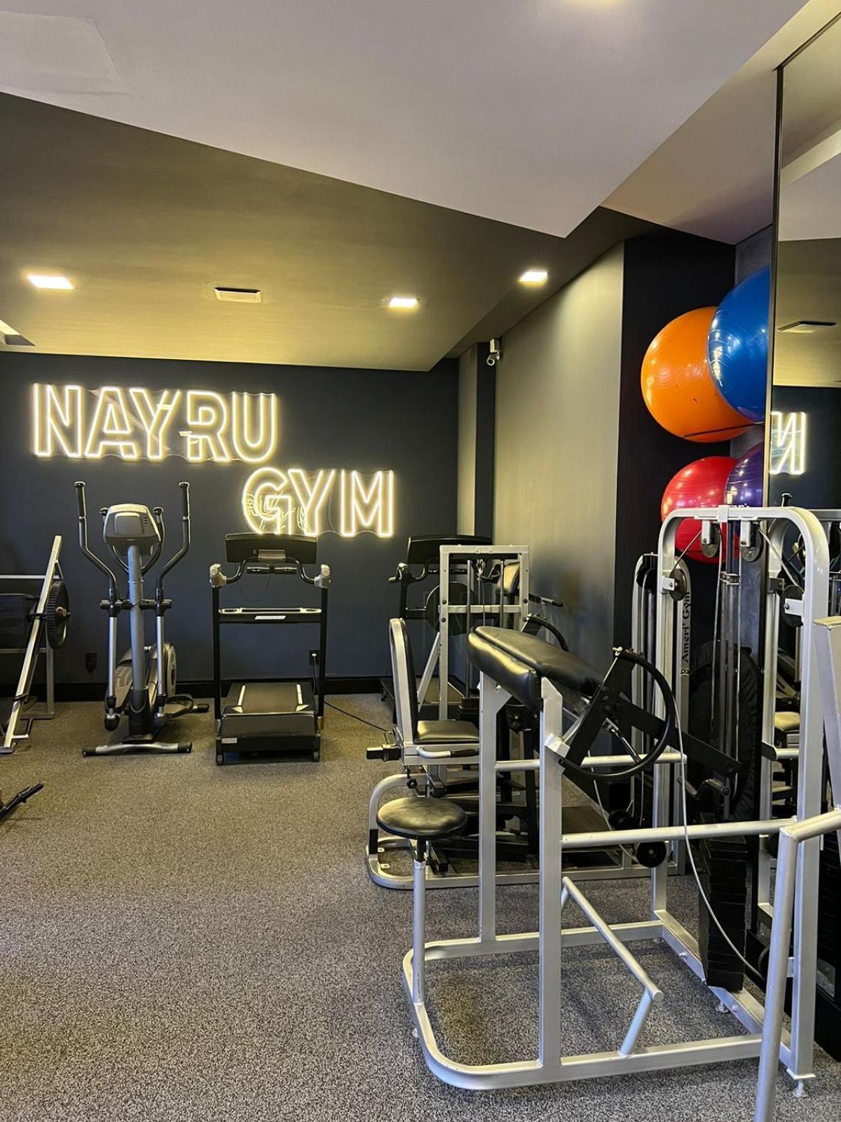 Nayru Hotel Toledo  Ngoại thất bức ảnh
